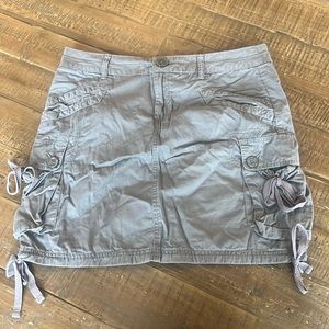 Prana grey skirt with pockets. Size 8.